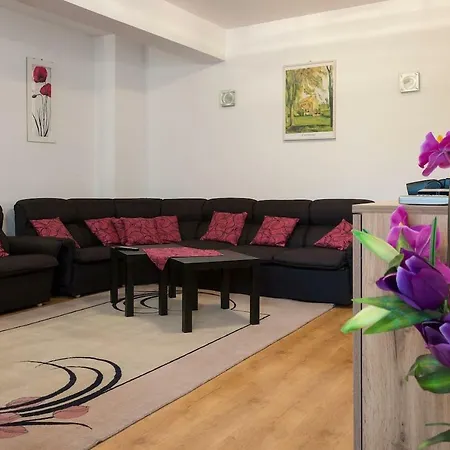 Apartamento Glorious - 2-bedroom Near Youth Hill By Flat Mаnager Plovdiv